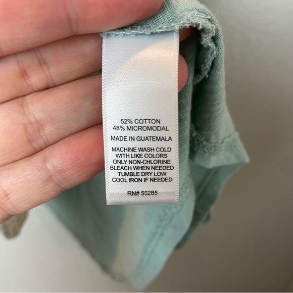 EXPRESS Seaglass Cold Shoulder Flowy Top w/ Flutter Sleeves Size L - Picture 4 of 5